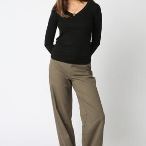 Olivia V-neck Long Sleeve