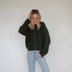 Hug Me Cardigan in Hunter Green